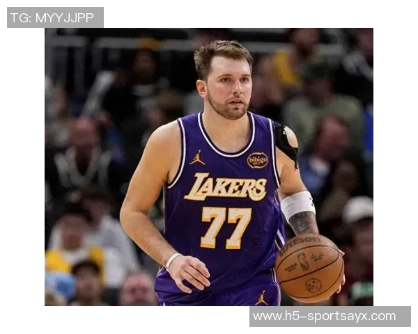 露天看台强者对决詹姆斯超越KD库里不敌老詹东契奇胜SGA分析